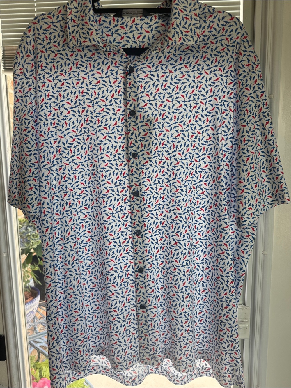 Hart Schaffner Marx White Button-Down Shirt with Red & Navy Shark Print Men’s XL